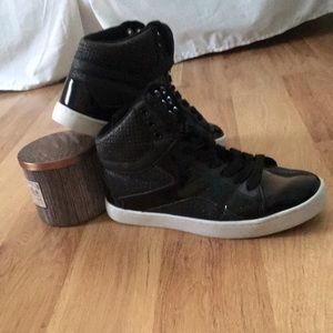 Women's high top sneakers